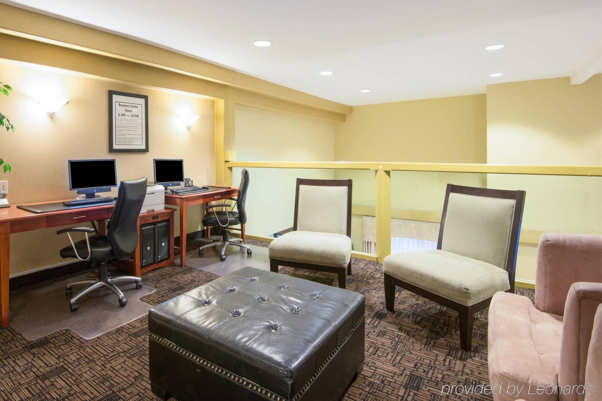 Holiday Inn Express Prescott By Ihg Екстер'єр фото